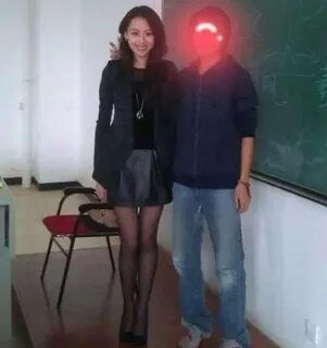 Женился на своей учительнице