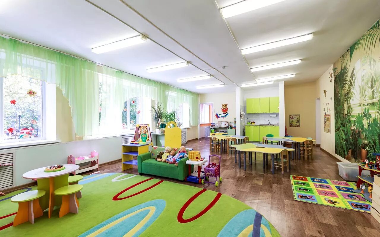 Частые детские сады. Фотосессия в садике. Частный садик. Детские сады московской области. Фасад садика.