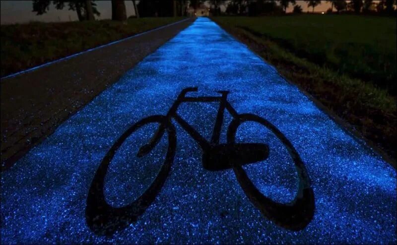 Польша дорожка светящаяся. Велодорожка в Польше светится. Подсветка велодорожек. Светящаяся велосипедная дорожка. Светящиеся велосипед