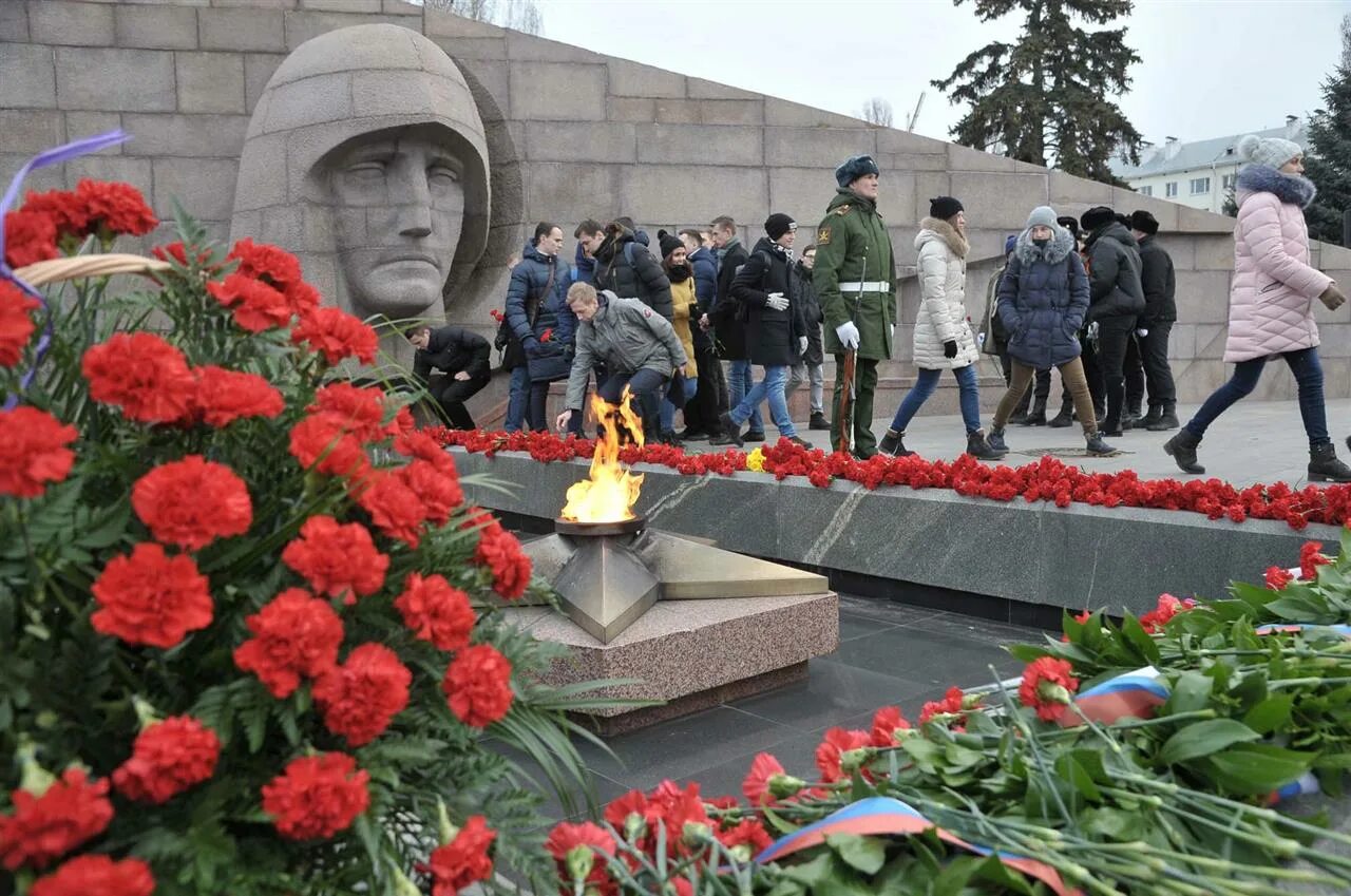 День неизвестного солдата. День памяти неизвестного солдата. День неизвестного солдата в России. День неизвестный солдат.