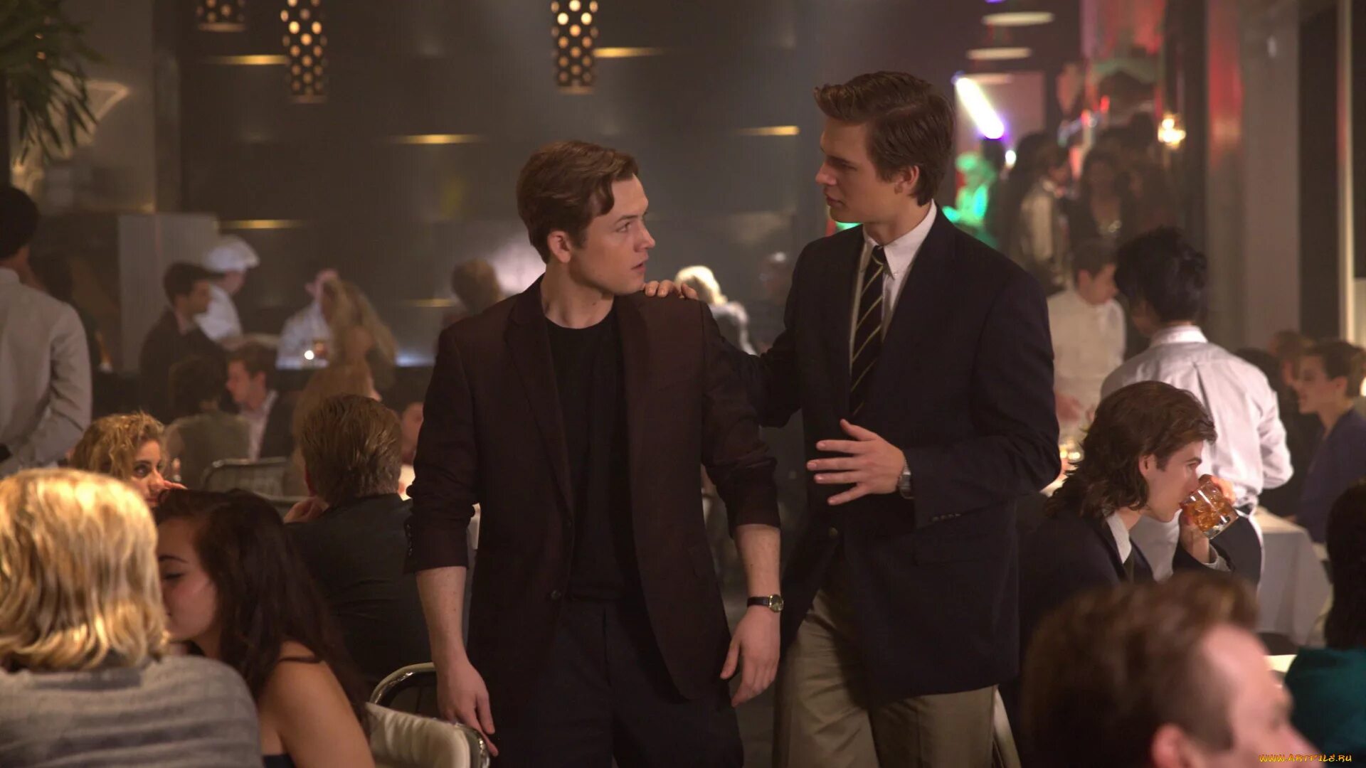Billionaire boys club" (2018) тэрон. Клуб миллиардеров (2018). Клуб миллиардеров отзывы. Энсел эльгорт клуб миллиардеров. Клуб миллиардеров тэрон эджертон.
