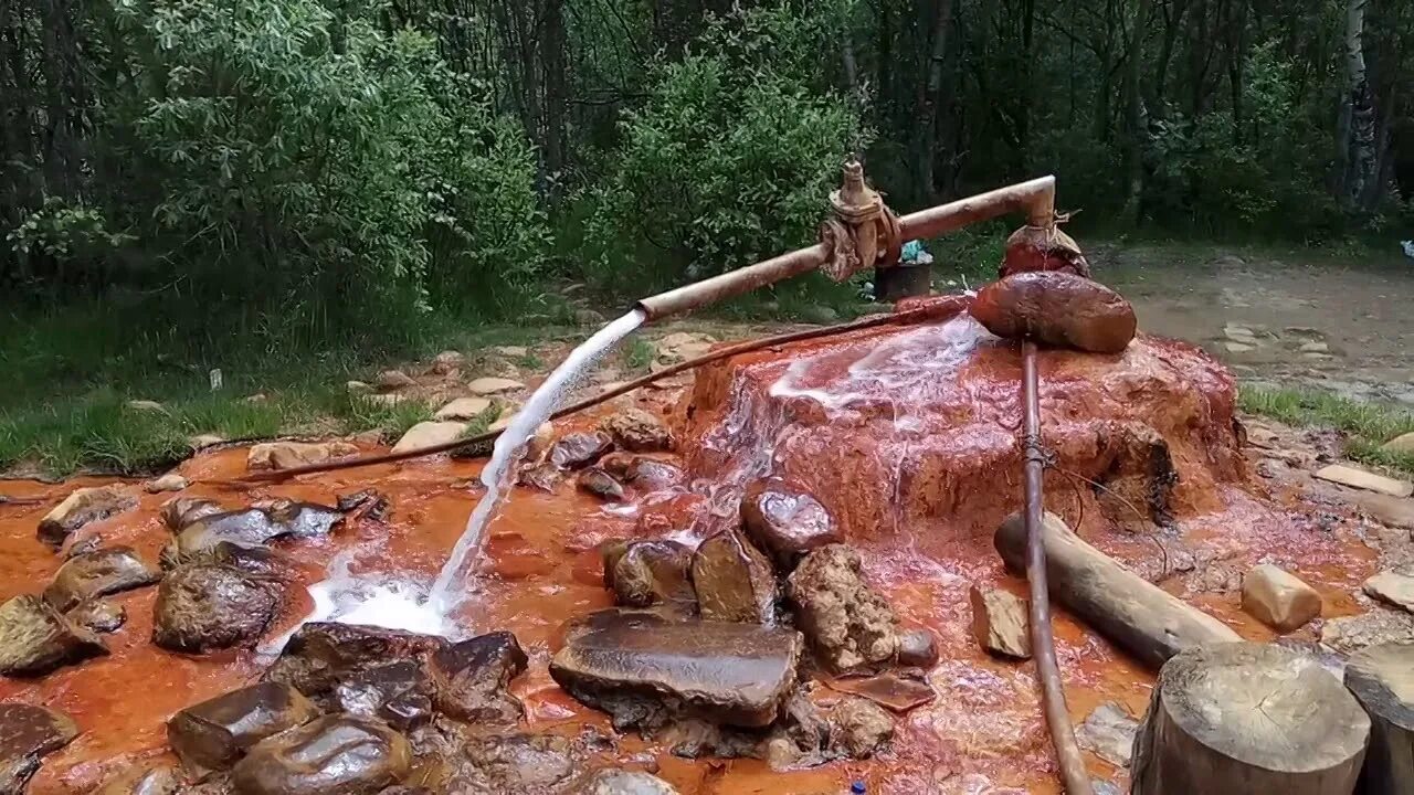 Нарзан где находится. Долина Нарзанов КБР Приэльбрусье. Поляна Нарзанов Эльбрус. Поляна Нарзанов Приэльбрусье. Источники Долина Нарзанов Нальчик.