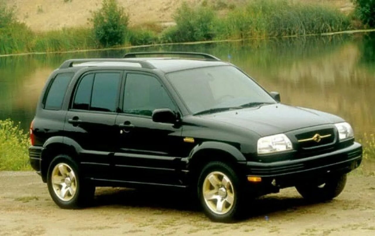 Suzuki grand vitara 2000 год. Гранд Витара 2000. Suzuki Vitara 2000. Сузуки Гранд Витара 2000 года. Сузуки Гранд Витара 2000г.