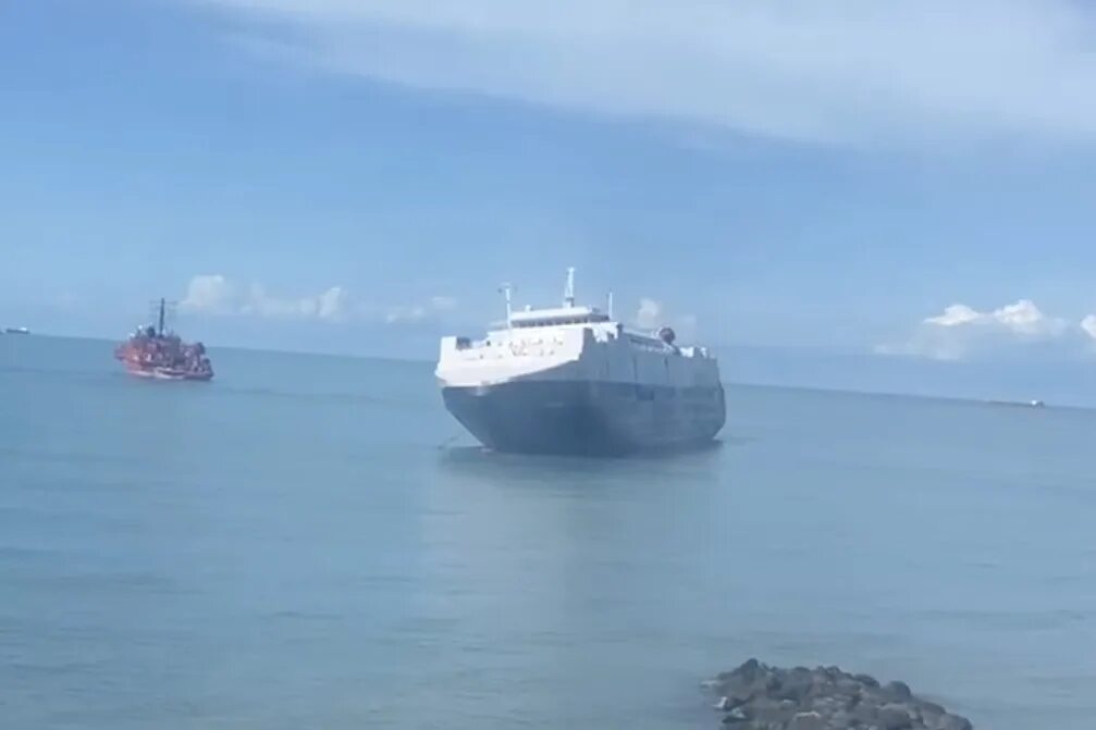 сухогруз в витязево убрали