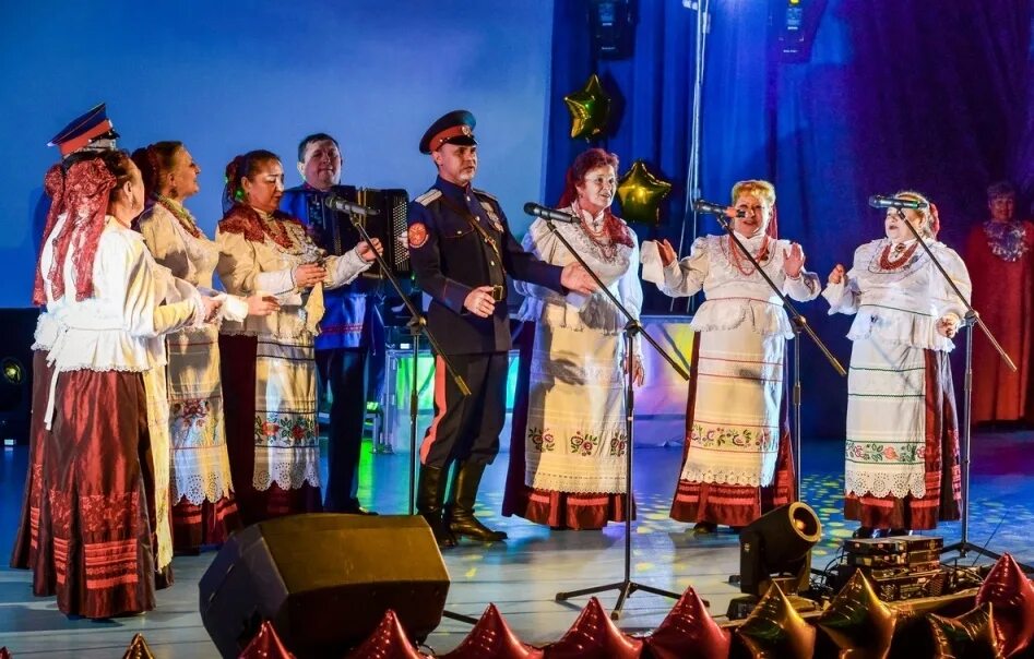 Льется песня над. Льется песня над. Проект кубанский народный хор. Родина русь. Легенды и мифы о саратовском крае.