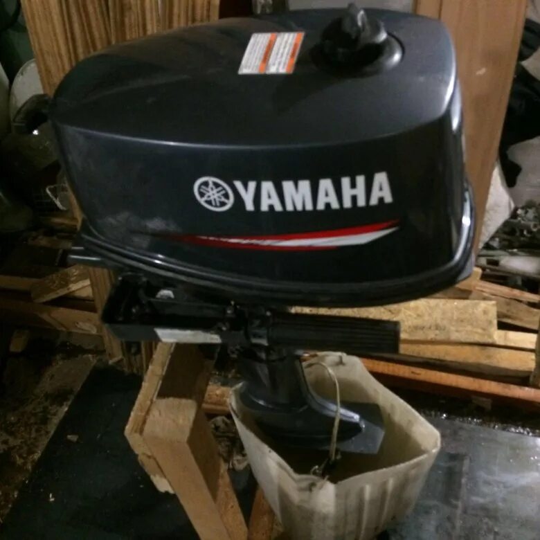 Ямаха 5 л с. Yamaha 5 2-тактный. Yamaha 5 л.с. Мотор Ямаха 2.5 4-х тактный 2015. Ямаха 5 л.с 2 такта.