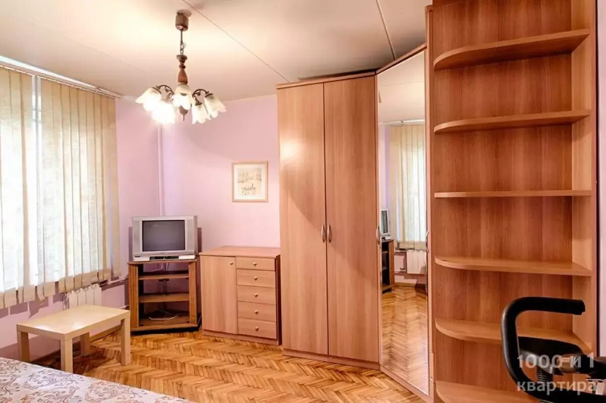 Купить двухкомнатную академический. Апартаменты на Таганке. Академический двухкомнатные. Квартира в Москве 3 комнатная просторная уютная спальня. Уютная двухкомнатная квартира в Москве.
