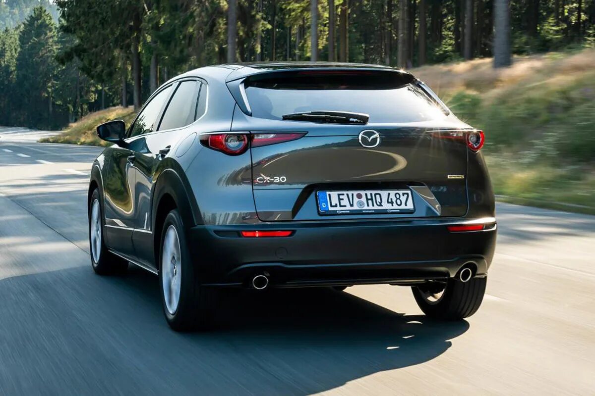 Мазда cx30. Mazda CX-30. Mazda CX 30 2019. Mazda CX 30 SKYACTIV-X. Клиренс mazda cx