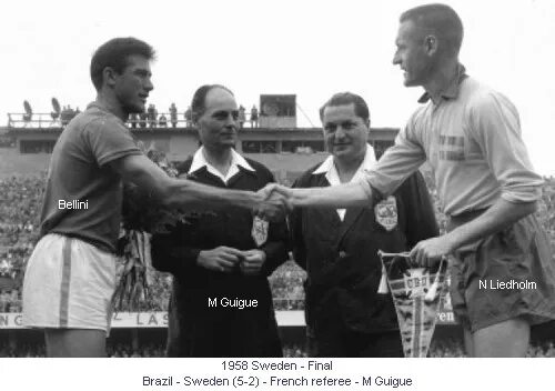 Бразилия-швеция 1958 финал. Бразилия швеция 1958 чм. Чм 1958 финал. Бразилия 1958 финал. Бразилия швеция 1958 финал счет.