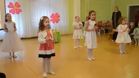 Бабушка испеки оладушки в детском саду песня