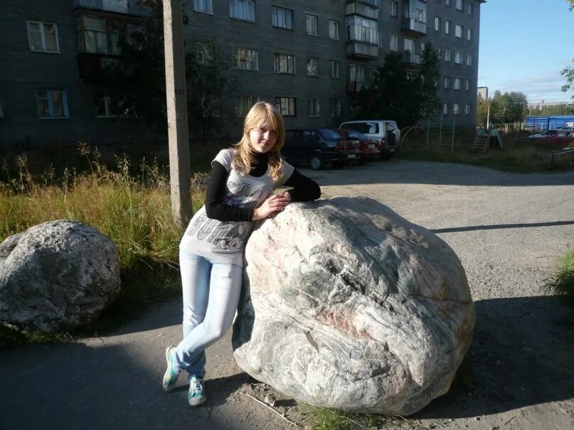 Оленегорск часть. Оленегорск 2. Царьград Оленегорск 2. Юля Велитова Оленегорск.