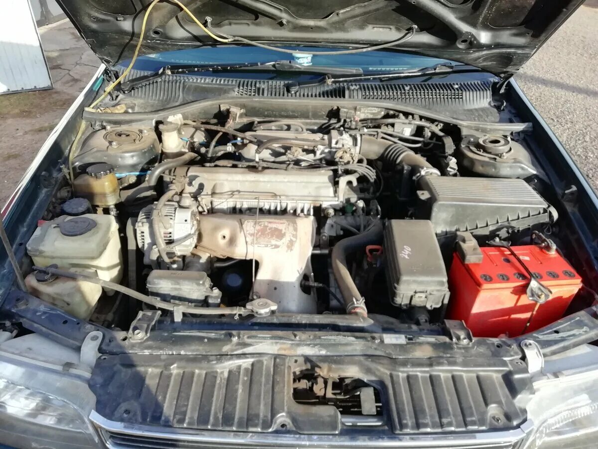 Двигатель тойота корона 1. Тойота корона 190 подкапотка. 5s fe двигатель тойота. 4s fe toyota двс. Toyota corona 9 поколение 1.