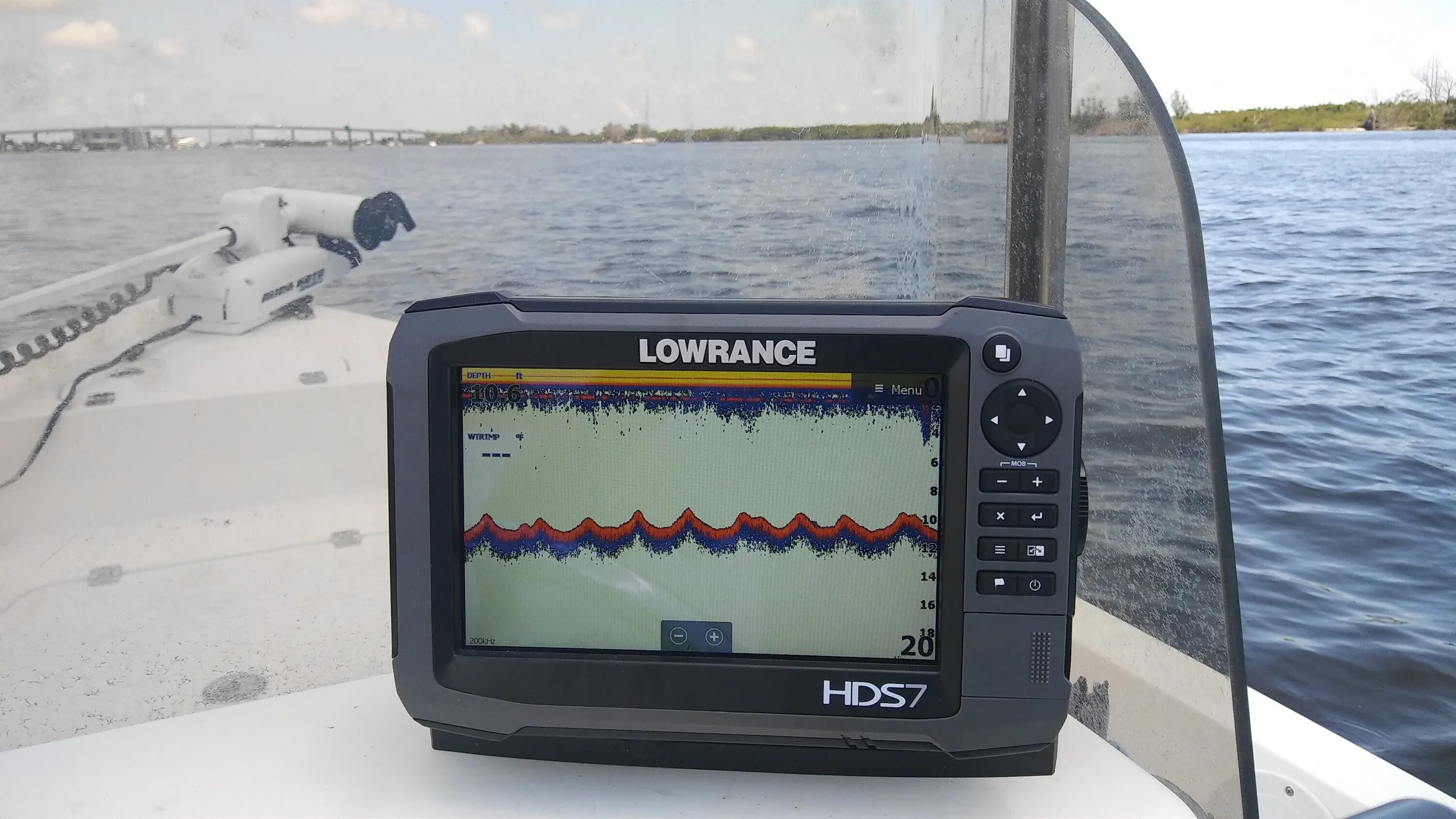 HDS 12 Lowrance FS. Эхолот Лоуренс 9. Эхолот Lowrance HDS-7 Live. Эхолот картплоттер Lowrance HDS-9 Live. Купить эхолот hds 9