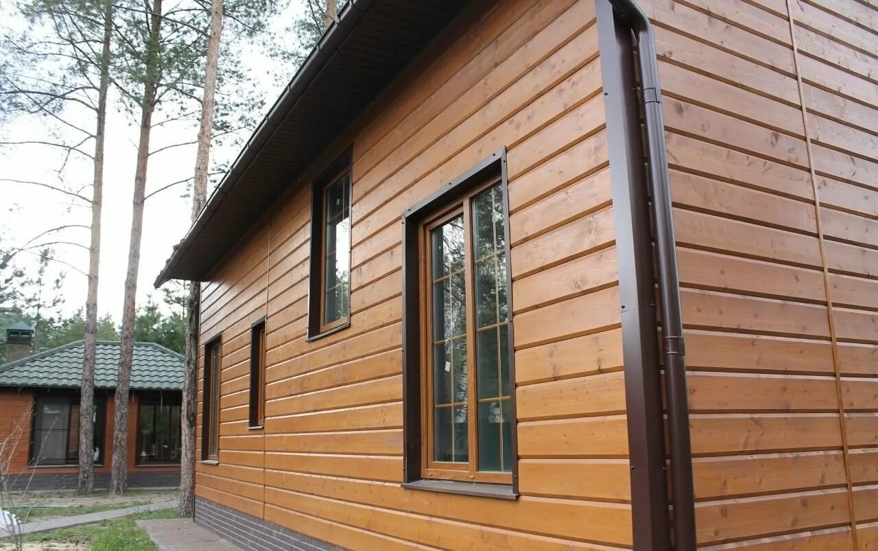 сайдинг виниловый docke lux брус d6s канадская береза. сайдинг aquasystem скандинавская доска. металлопрофиль евробрус. мет сайдинг lбрус цвет сосна матовый. фасады домов металлический сайдинг.