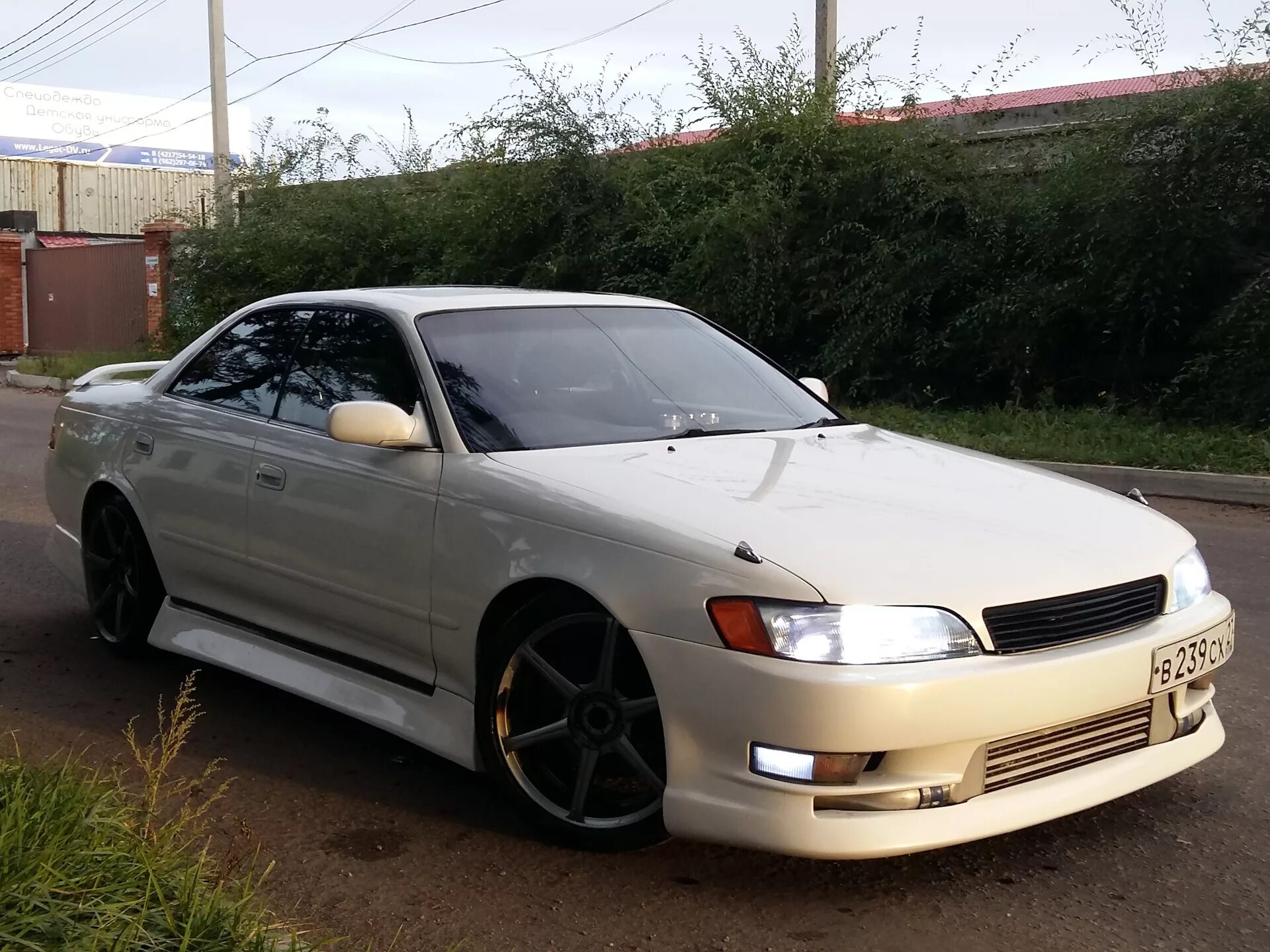 Toyota Mark 2 90. Mark машина