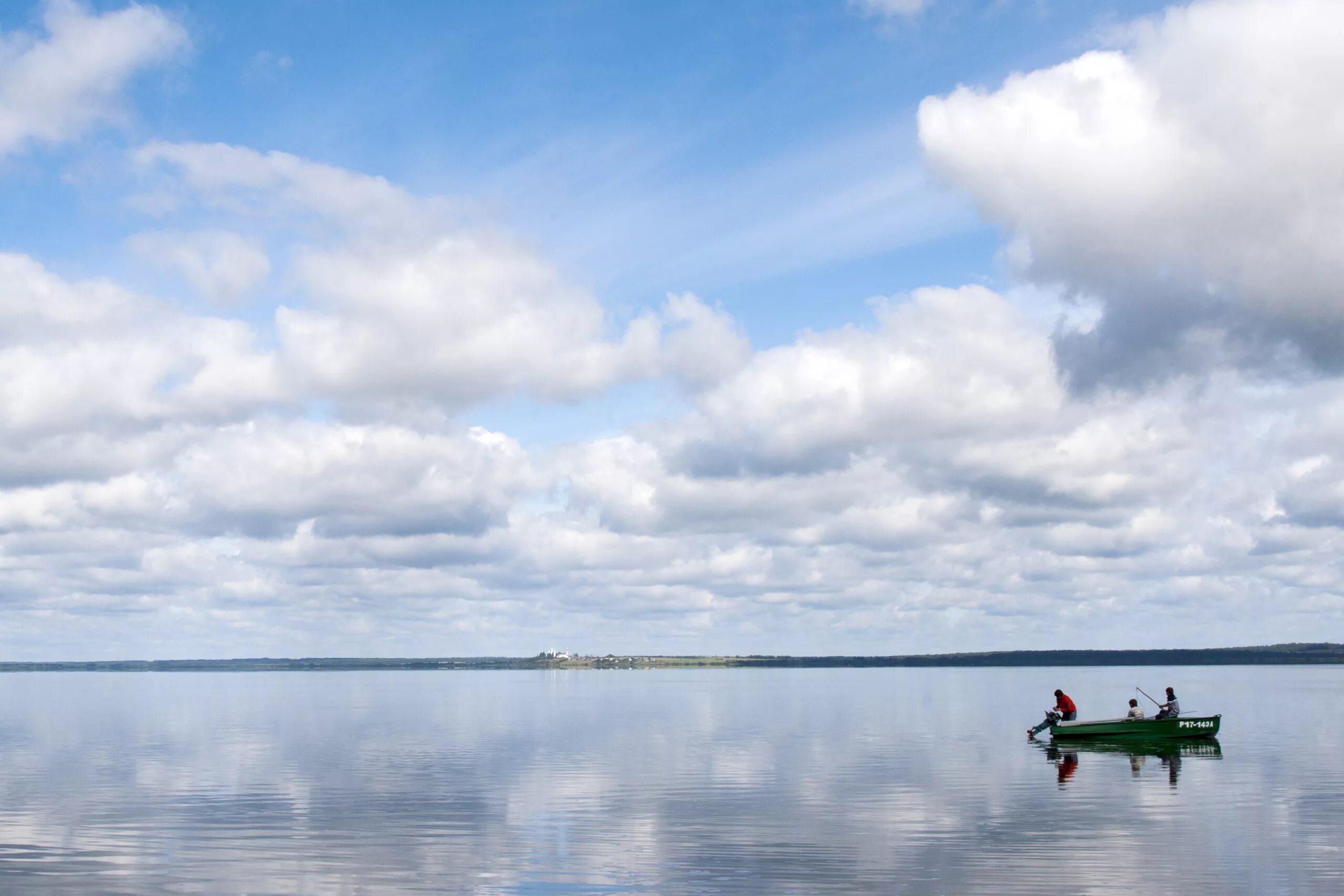 чухлома костромская область озеро. чухлома озеро. чухломского озера. чухломское озеро. монастыря близ чухломского озера.