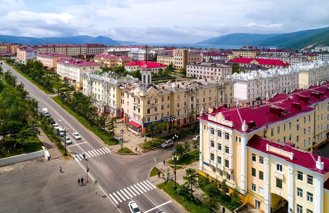 Сколько времени будет в магадане. Магадан город. Магадан центр города. Магадан улица Ленина. Магадан Магаданская область.