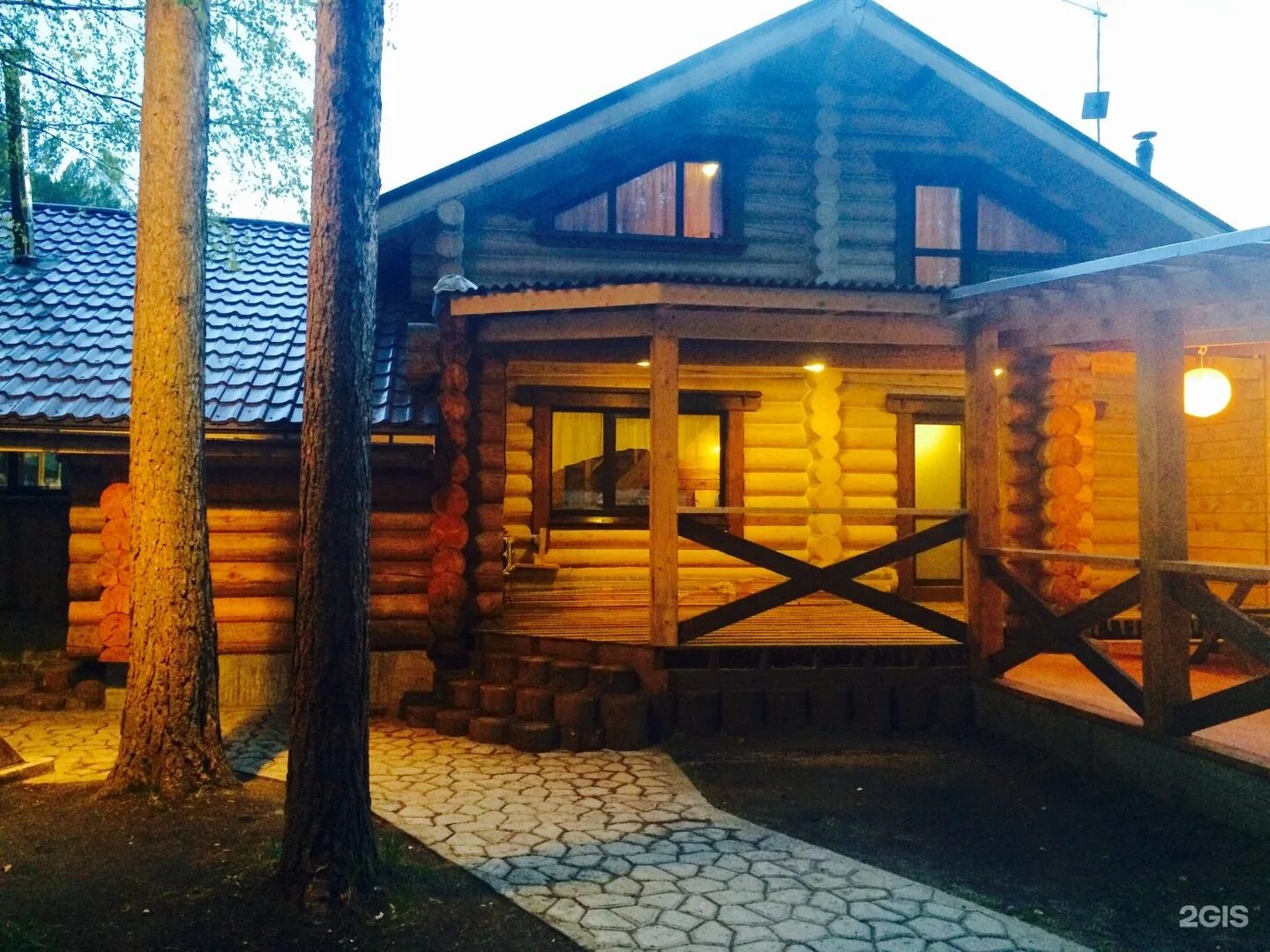 Дом в запруде. Аренда коттеджа пермь. Аренда коттеджа пермь. Аренда коттеджа пермь. Домик на сутки пермь.