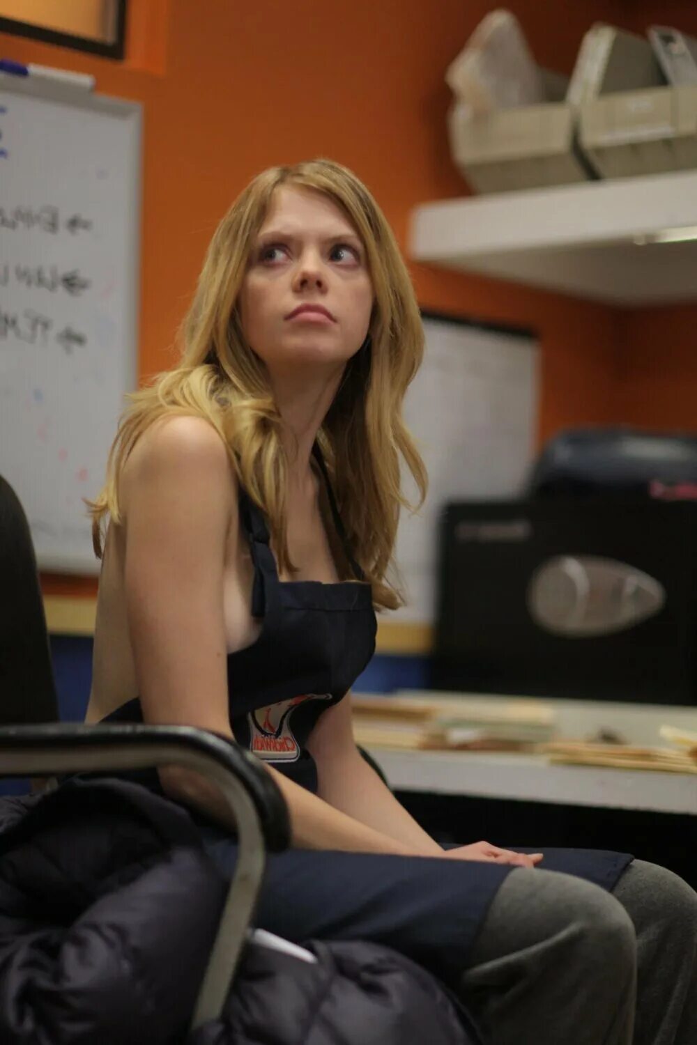 Дрима уокер эксперимент повиновение. Секретный эксперимент banshee chapter, германия/сша, 2012. Dreama walker in compliance 2012. Дрима уокер эксперимент повиновение. Секретный эксперимент 2013.