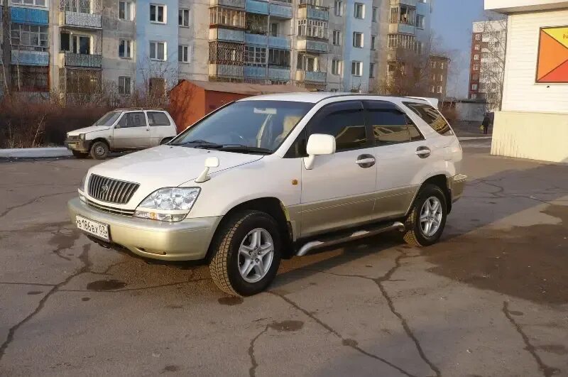 Toyota Harrier 1998. Тойота Harrier 1998. Харриер 1995. Тойота хорек 1998.