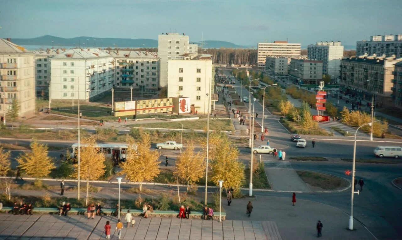 Индекс братска иркутской области. Братск. Братск Иркутская область. Улица Кирова Братск. Братск вид из окна.