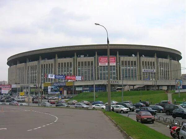 Москва олимпийский 16. Московский спорткомплекс "Олимпийский. Олимпийский Арена Москва. Центральная Арена спорткомплекса "Олимпийский".