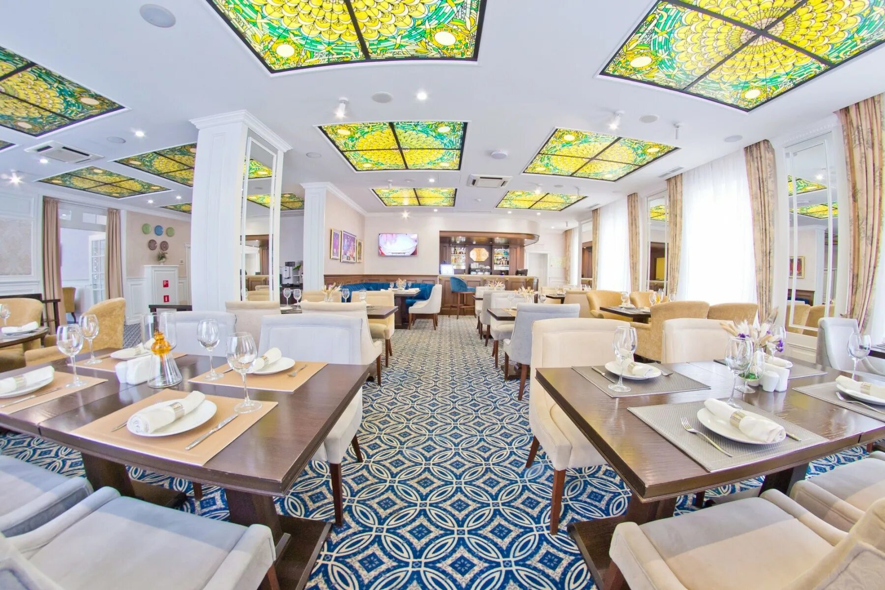 Grand cafe тверь. Grand cafe тверь. гранд отель звезда тверь. гранд кафе тверь. гранд отель ресторан тверь.