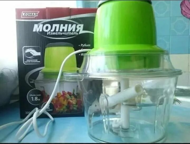 Леомакс молния отзывы. Универсальный кухонный измельчитель "молния плюс". Измельчитель молния 300w. Измельчитель молния 300w. Leomax молния, 300 вт.