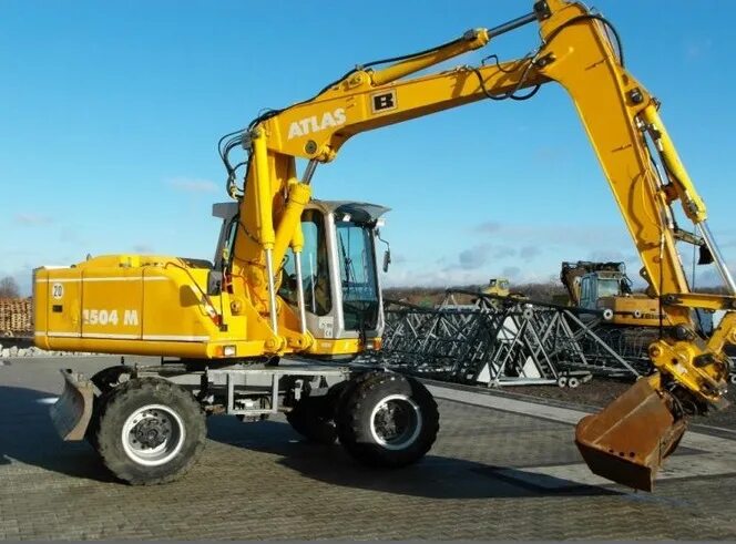 Экскаваторы пенза. Экскаваторы пенза. Kubota rx406. Работа экскаватора пенза. Строительный ковш кран.