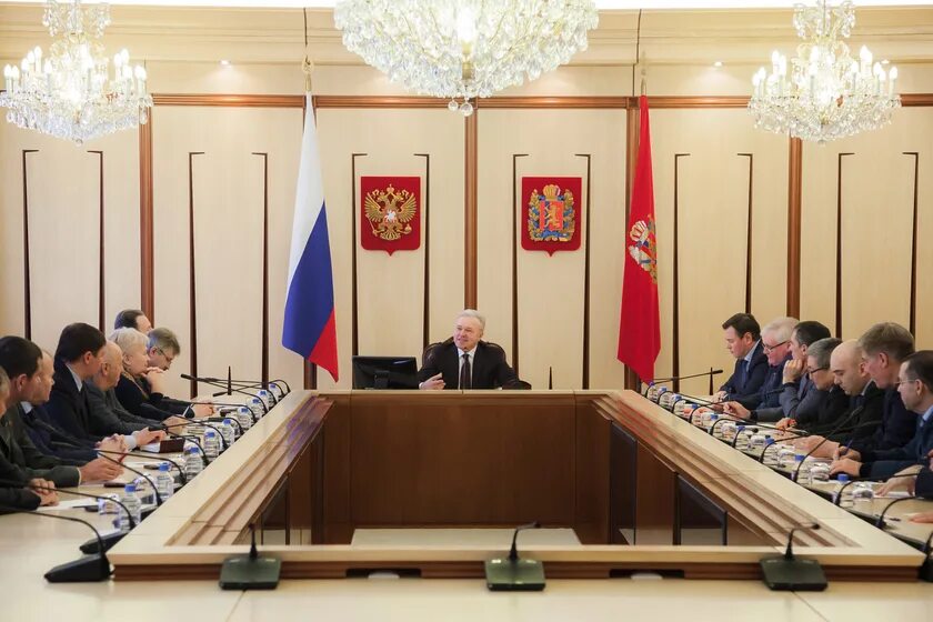 усс правительство. правительство красноярского края. совещание при губернаторе красноярского края. бюджет красноярска. совещание по экономике 18 апреля 2022.