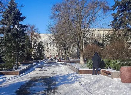 Ростовский цум после ледяного дождя