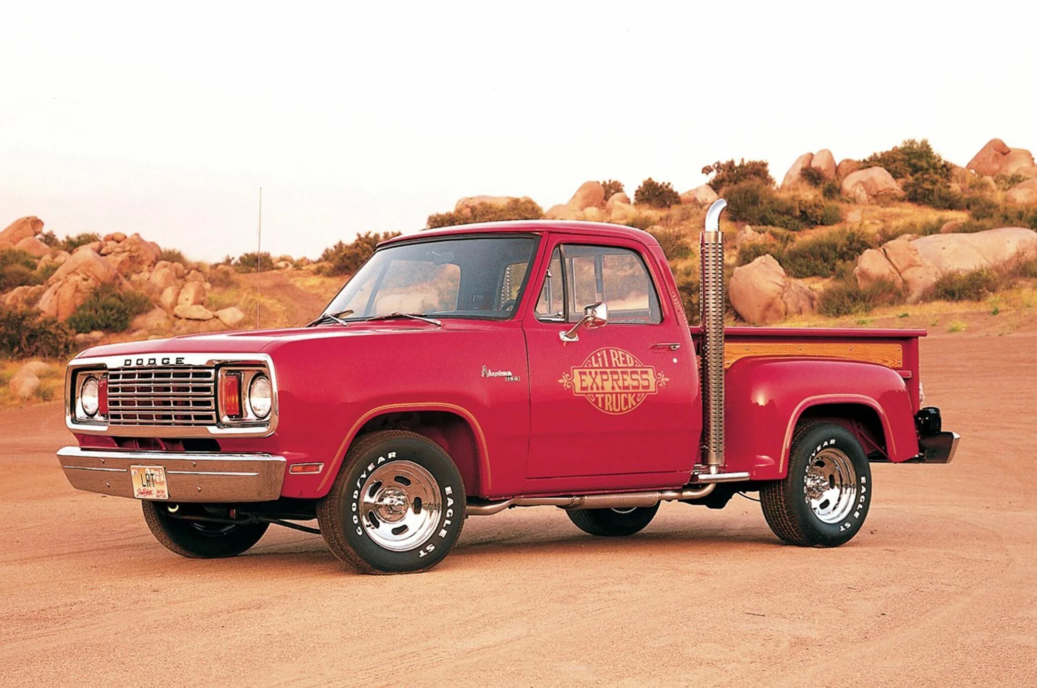 Би пикап. 1978 Dodge li'l Red Express Truck. Dodge li’l Red Express Truck. Dodge Lil Red Express Truck 1978. Dodge Pickup 1978.