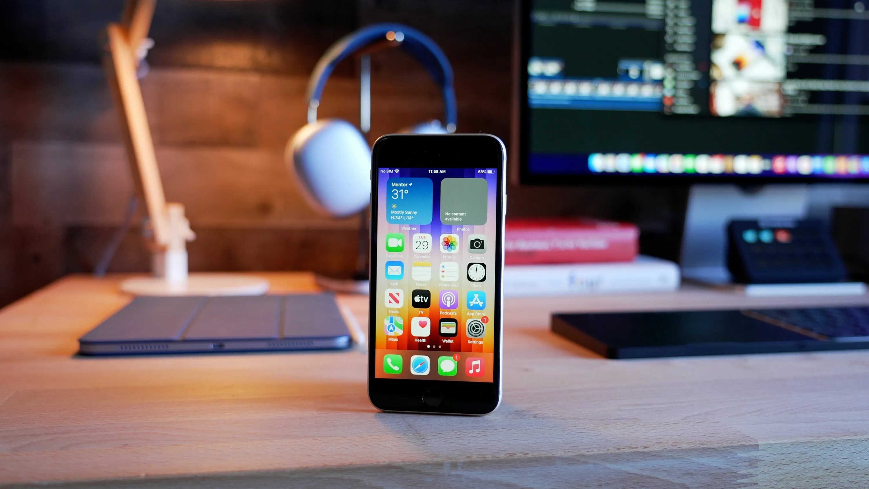 Смартфон Apple iphone se 2022. Поколение айфонов. Айфон 13. Обновить версию айфона.