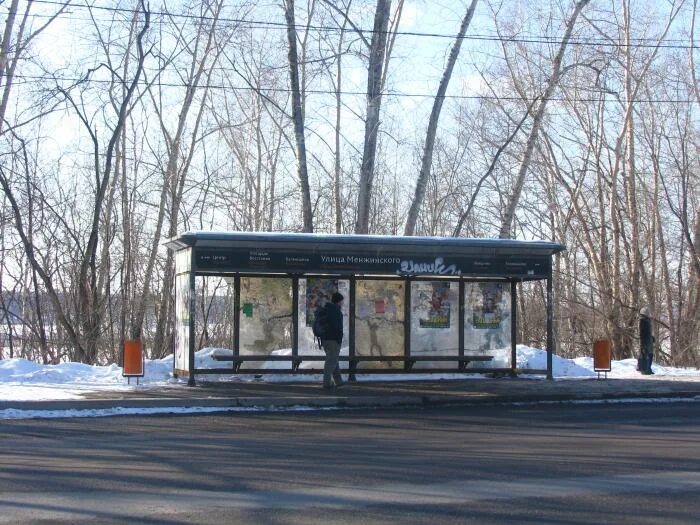 Улица Менжинского Пермь. Остановка улица Менжинского. Остановка Голованово Пермь. Автобусная остановка Пермь.