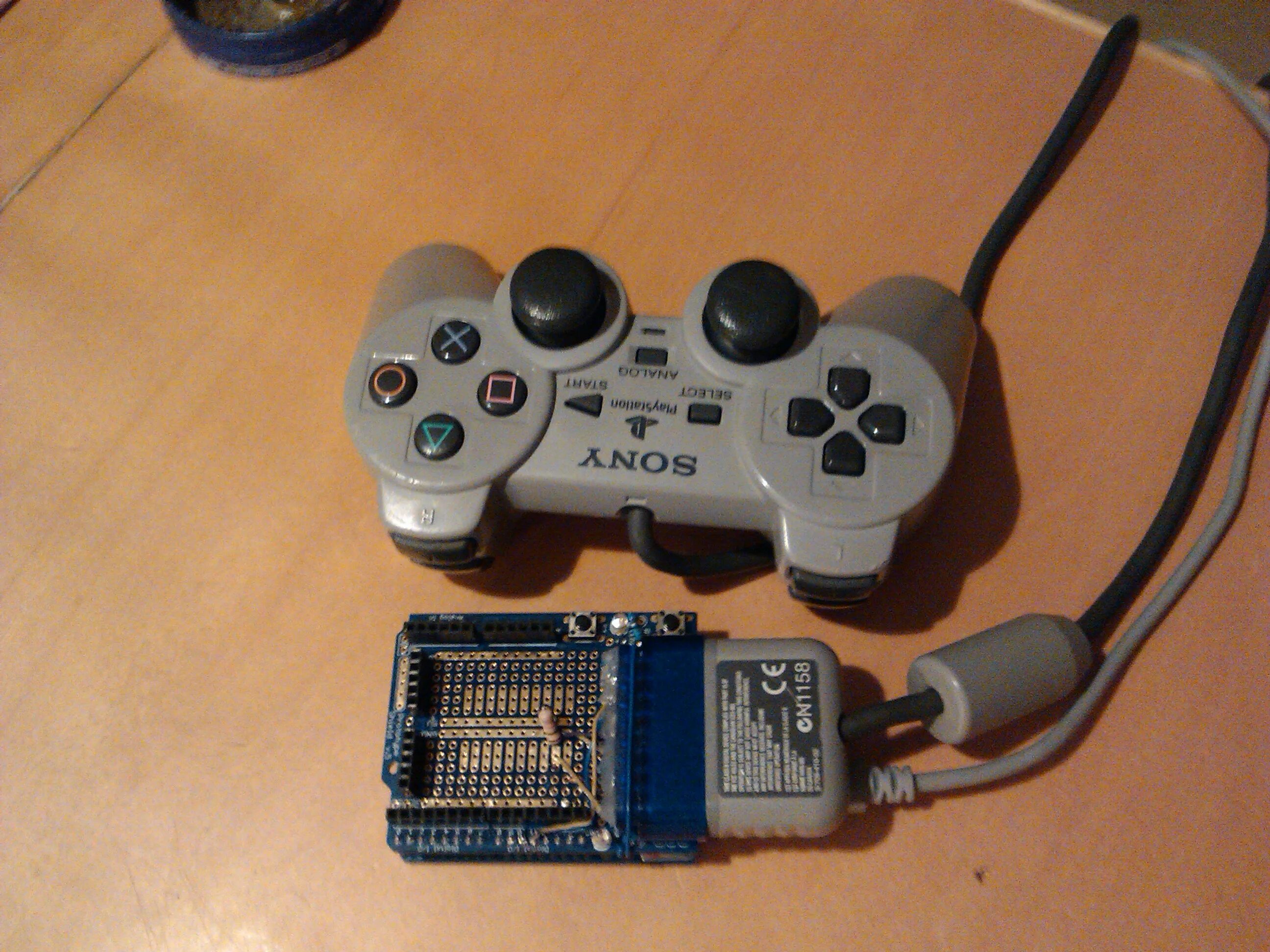 Ps1 ps2. Геймпад сони плейстейшен 1. ps2 геймпад ардуино. джойстик пс1 пс 2. ps2 arduino joystick.