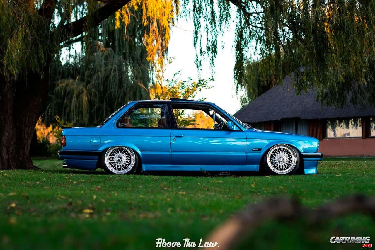 Side 30. БМВ е30. BMW e30 sedan. BMW e30 купе. E30 купе stance.