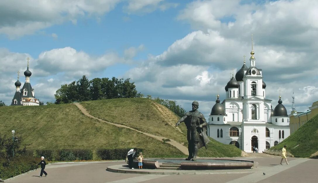 Кто основал дмитров. Дмитровский Кремль (музей-заповедник). Дмитриевский Кремль Дмитров.