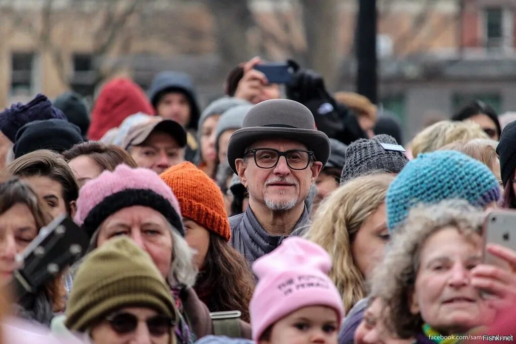 И тем самым жители города. Жители нью-йорка. жители города. население нью йорка. русские городские жители.