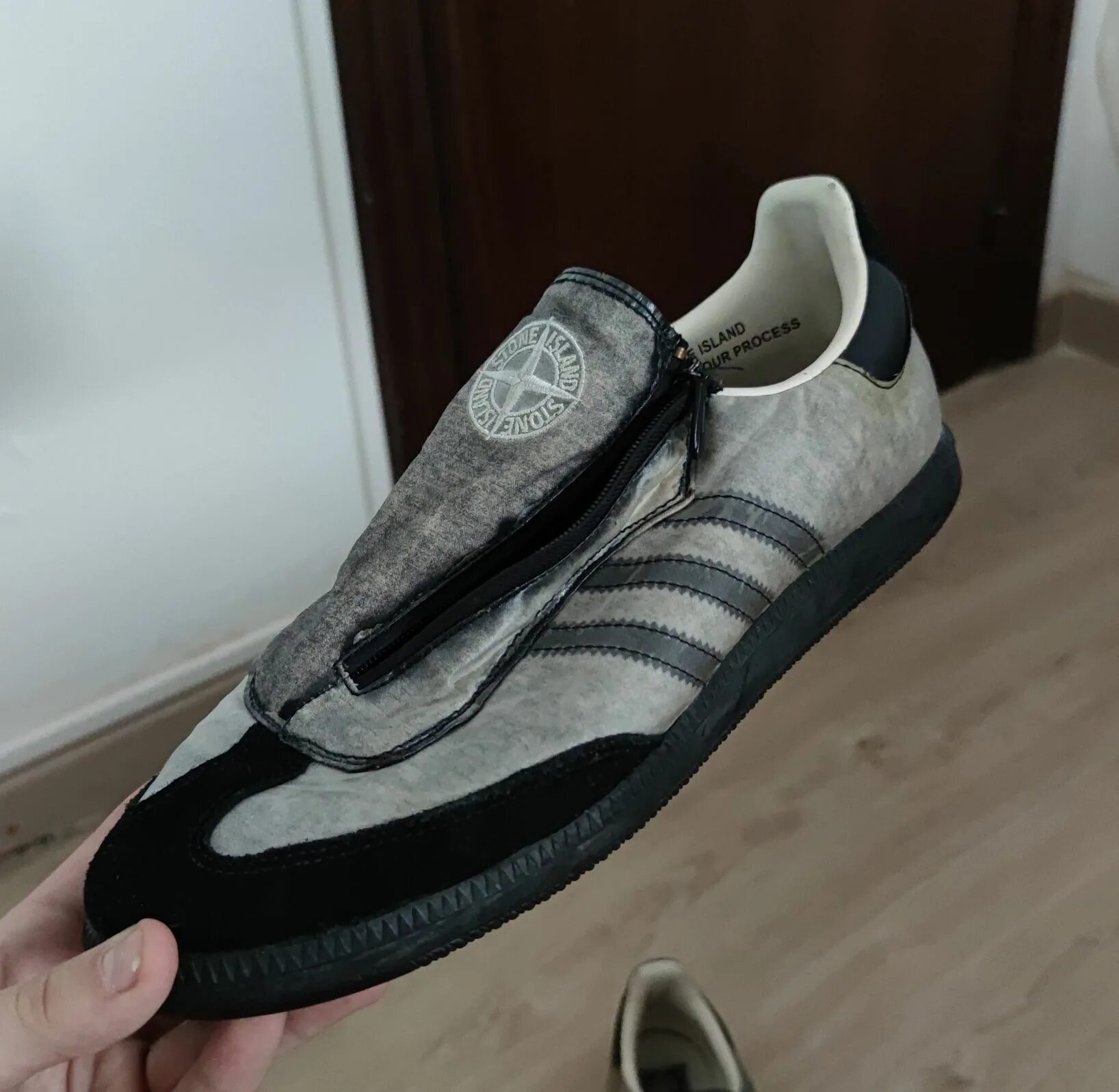 Adidas stone. Адидас Самба стон Айленд. Adidas Samba Stone Island. Adidas Stone Island Samba кроссовки. Адидас стон Айленд кроссовки.