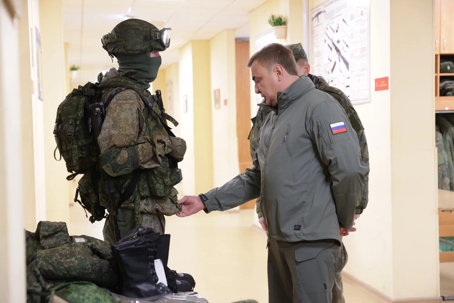 Военные новости канал. Военная экипировка. Военная мобилизация. Мобилизованный в обмундировании. Военная форма российских бойцов.