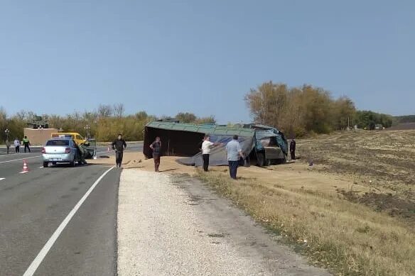 ДТП В Воронежской области вчера в Острогожском районе. ДТП Острогожский район вчера. ДТП В Острогожске Воронежской области.