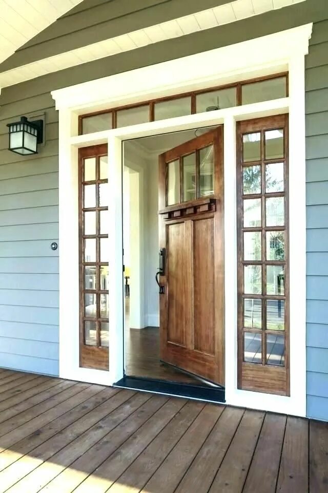 House is doors. Входная дверь в дом. Белая входная дверь в дом. House is doors. Яркая входная дверь.