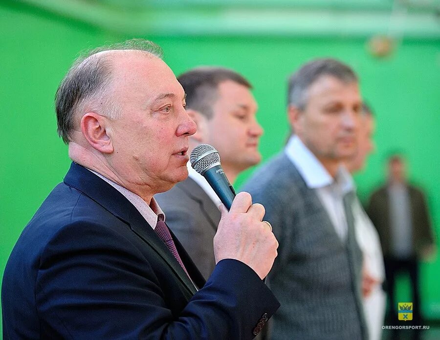 занятия по волейболу для детей в оренбурге. комитет по физической культуре оренбург. кубок столиц 2022 оренбург. легкоатлетический манеж огпу. легкая атлетика оренбург.