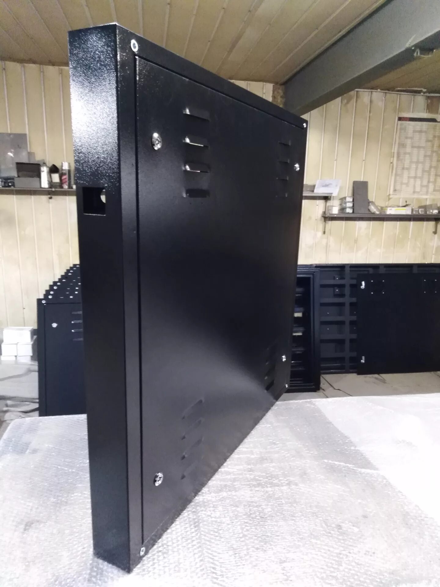 кабинеты для светодиодных экранов. светодиодный кабинет 960х960 фронтальный. каркас для светодиодного экрана outdoor cabinet 500x500 osl. светодиодный кабинет 960х960 фронтальный. Led экран р8.