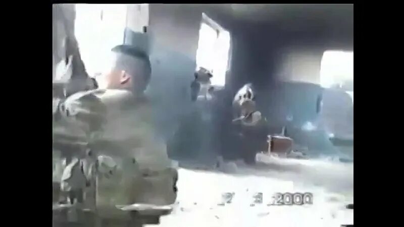 Расстрел омона. Нападение на сотрудника омона спб. Засада на сергиево-посадский омон (2000). Расстрел омона. Беркут украина майдан на украине в 2014.