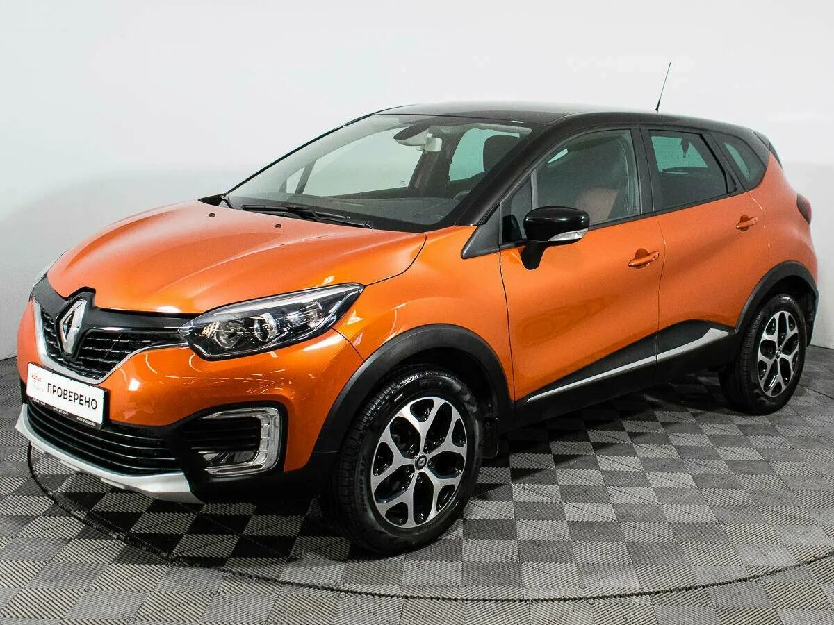 Стоимость renault. Renault Kaptur. Рено Ренаулт Каптур. Рено Каптур 2017. Рено Каптур 4х4.