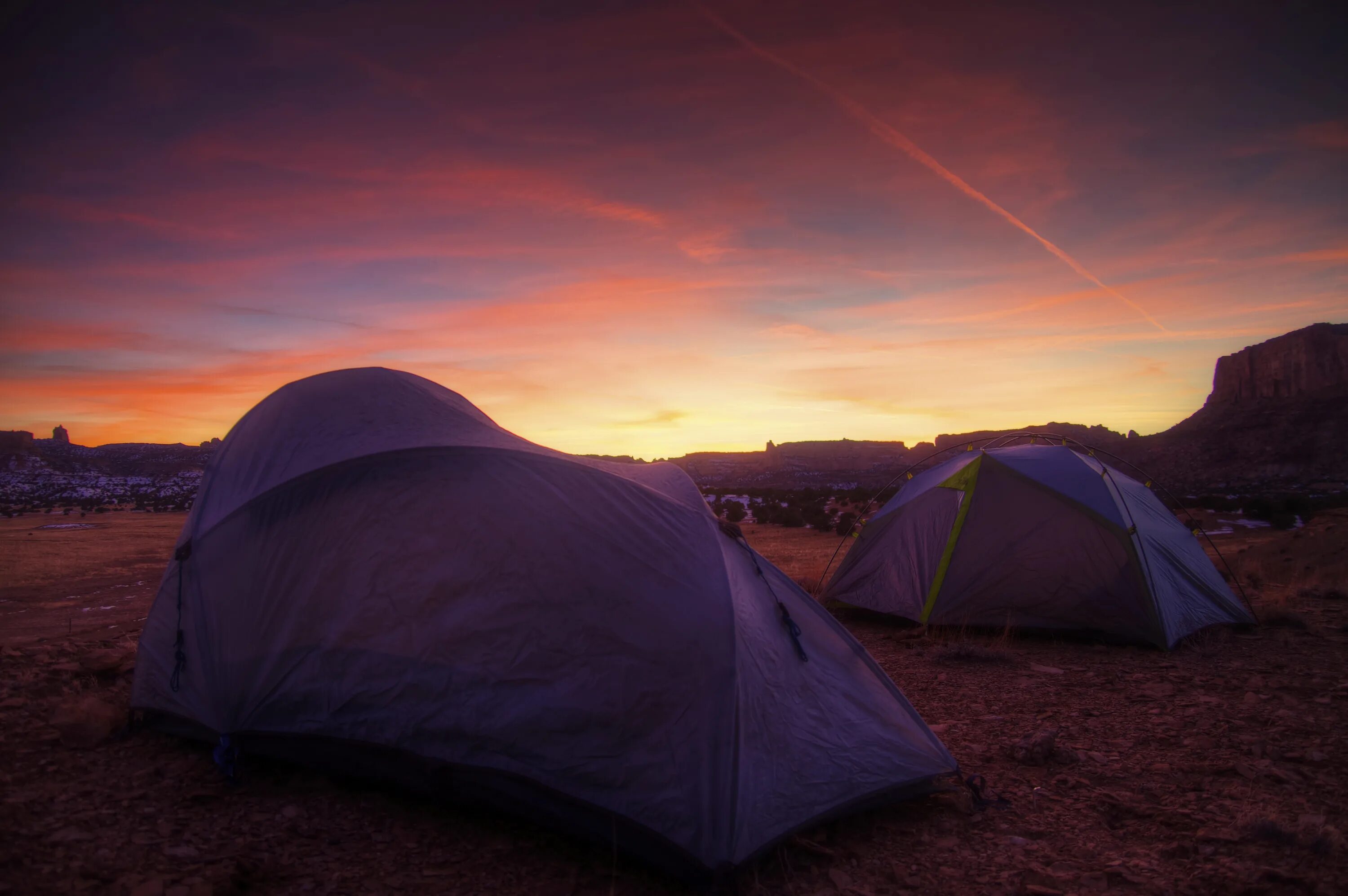 Палатка. Палатка в горах. Палатка в лесу. Палатка на закате. When we go camping