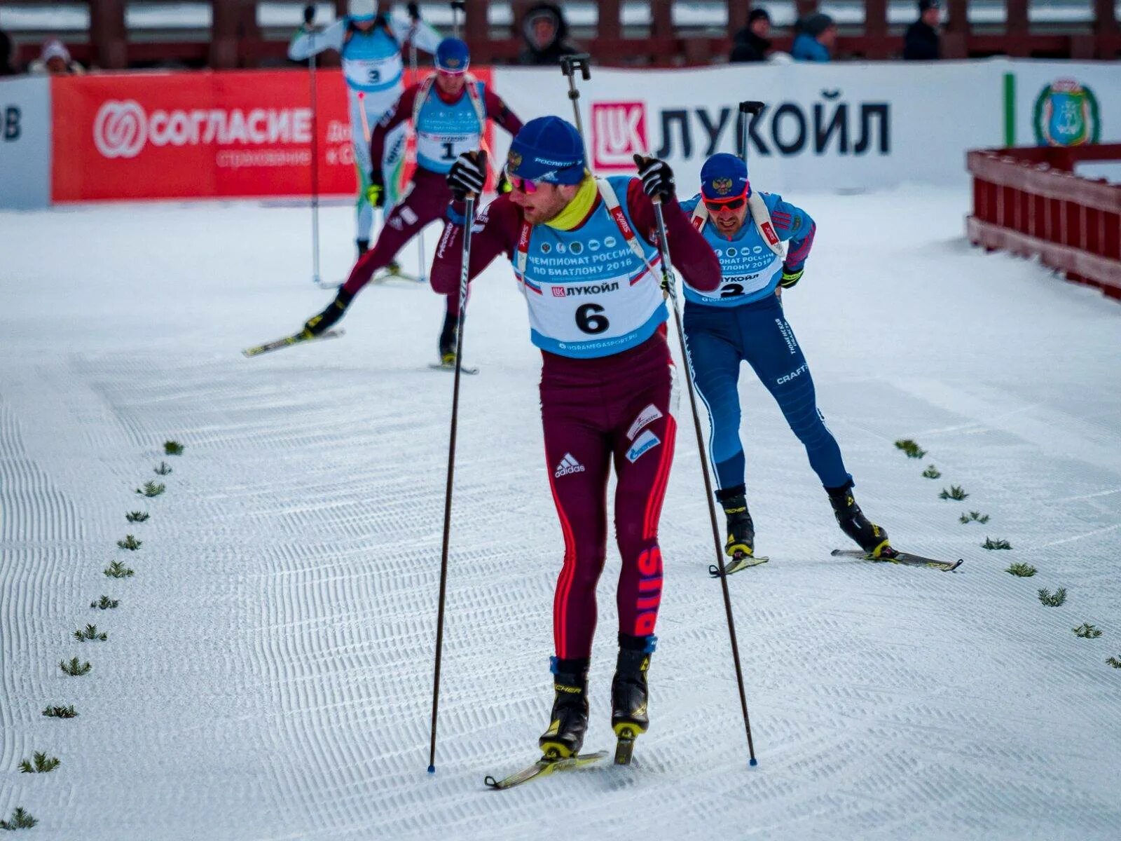 Биатлон чемпионат россии 2024 гонка преследования. Гонка преследования (персьют) лыжные гонки. Лазутина Гаврилюк Данилова гонка преследования 1995. Гонка преследования биатлон. Гонка преследования старт.