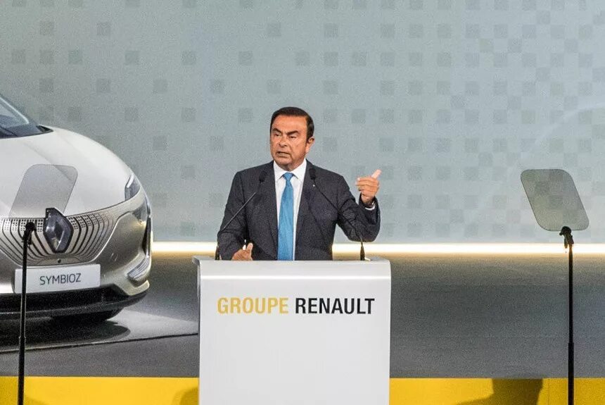 Renault уходят. Глава компании Рено. Карлос Гон и машина Рено. Карлос Гон и машина Рено на природе. Renault Карлос Гон коротко о его карьере.