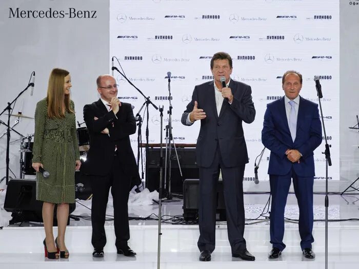 Mercedes пулковское. Mercedes пулковское